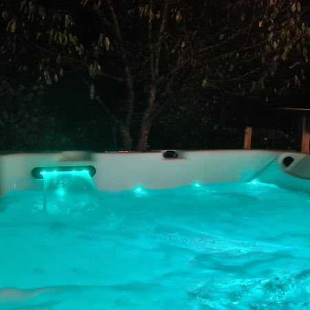 Gîte 4 étoiles La Belle Eau Calme Futeau Exterior foto